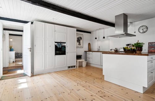 Akirkeby House | "Héléne" - 2.4km from the sea by Interhome