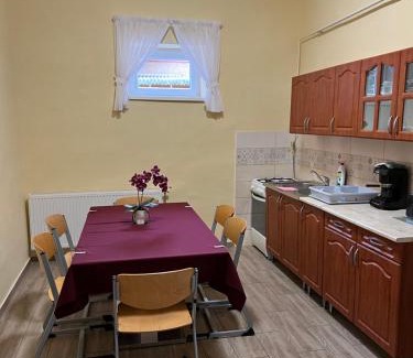 Mako Apartment | Helga Apartman