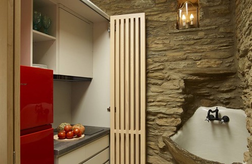 Kato Fellos Villa | Heliades Suite with private pool