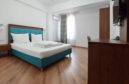 Sulina Hotel | Helios