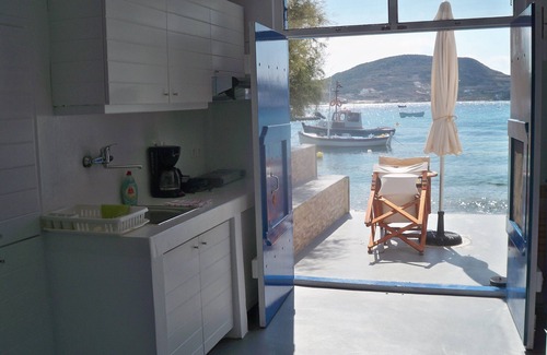 Apollonia House | Heliotropio Studios & Apartments