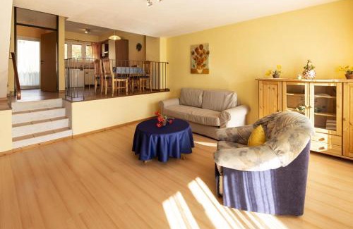 Scheid House | Helle 93m2 FeWo mit 2 Schlafzimmern am Edersee