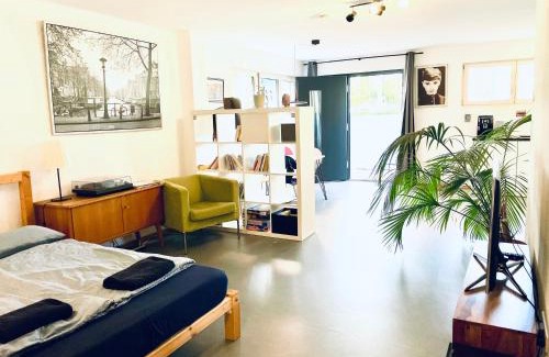 Worthsee Apartment | Helle Souterrain Wohnung in Laufnähe zum Wörthsee