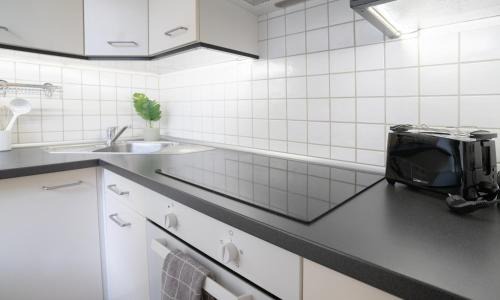 Sudenburg Apartment | Helles Apartment nähe Uni-Klinik mit Super Lage - W-Lan - Balkon in den Innenhof