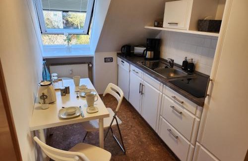 Wolfsanger Apartment | Helles, ruhiges, neues Quartier, Herkules Blick