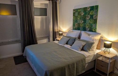 Gablenz Apartment | Helles Studio mit Arbeitsplatz und Balkon