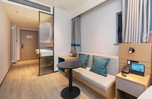 Beiqijia Hotel | Hello Beijing Tiantongyuan Subway Station Hotel