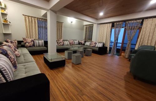 Pelling House | Hello Home
