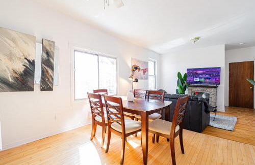 Hochelaga Apartment | Hello Montréal For 8