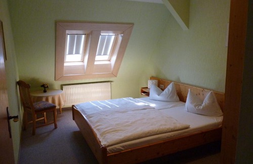 Schnellbach Hotel | Helmerser Wirtshaus