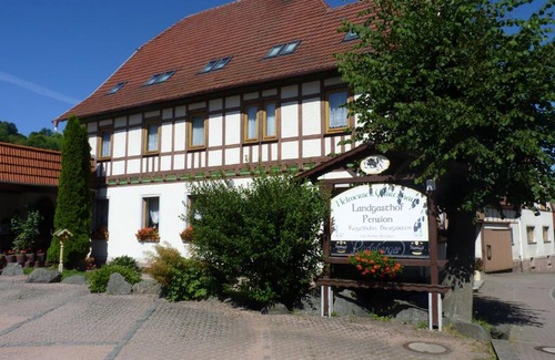Schnellbach Hotel | Helmerser Wirtshaus