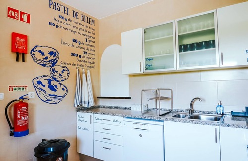 Restelo Hostel | Help Yourself Hostels - Restelo