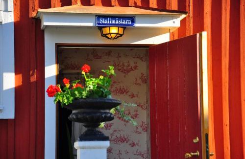 Vasteras Municipality House | Hem till Gården boutique hotel