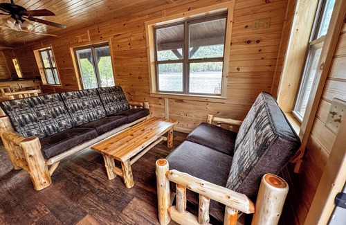 Eagle Bay Cabin | Hemlock - Big Moose Lakeside