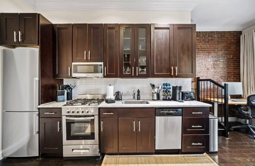 Upper East Side House | Hemlock by Rove Travel | UES 5BR Duplex w/Roof