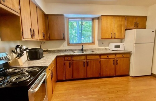 North Kawartha Cottage | Hemlock Haven on Jack Lake