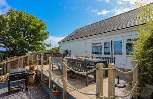 Cylch-Y-Garn House | Hen Gilfach