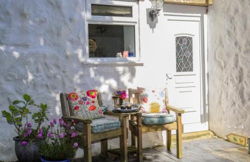 Cylch-Y-Garn House | Hen Gilfach