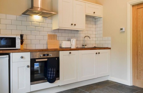 Durham Cottage | Hen House Cottage - White House Cottages