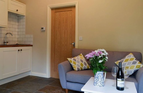 Durham Cottage | Hen House Cottage - White House Cottages