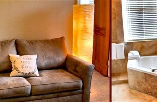 West Main HIll Bed & Breakfast | Henderson Castle Inn