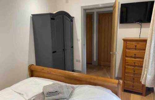 Lincoln Apartment | Hendrix’s cottage