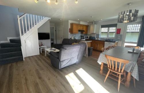 Saint Breward House | Hengar Manor 4 bed Sleeps 9