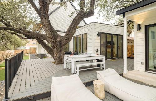 Bouldin House | Henley by AvantStay Plunge Pool Incredible Patio Guest House