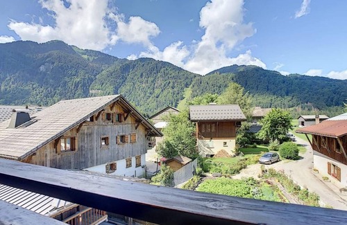 Samoens Ski Chalet | Henriette's Big Farm