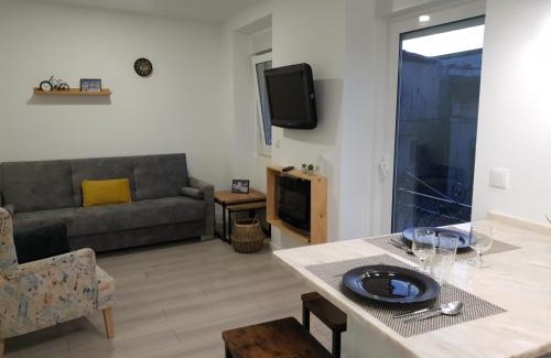 Ilhavo House | Henriqueta Maia Suits