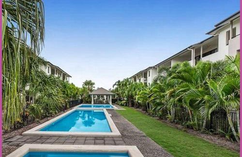 West End Apartment | Henry Street Haven II