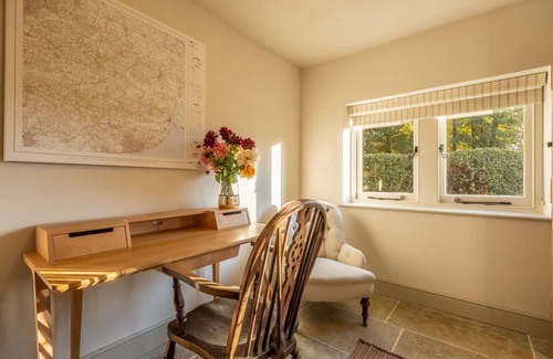 Cranbrook Apartment | Hensill Farmhouse is a wonderfully isolated, 19th century cottage