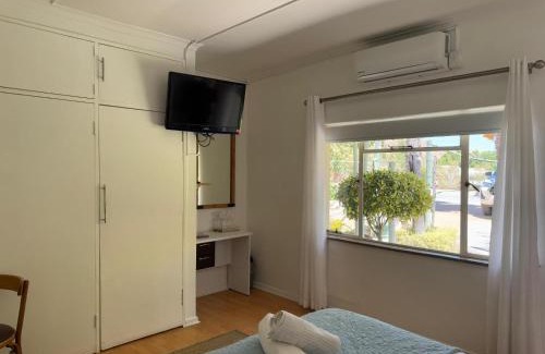 Springbok House | HERB GARDEN RESTAURANT & ROOMS