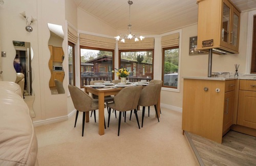 Troutbeck Bridge Cottage | HERDWICK LODGE, family friendly, with pool in Troutbeck Bridge