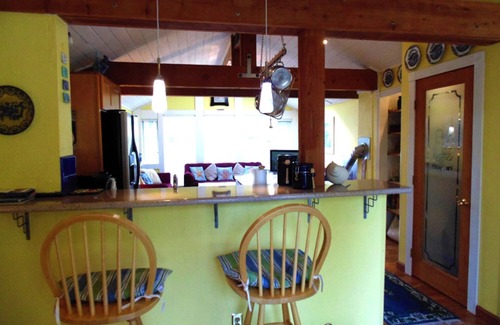 Bainbridge Island Cottage | Here's the Best: Bainbridge Island; Water Access; Close to Town