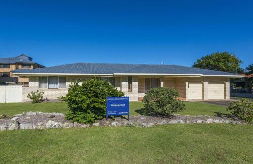 East Ballina House | Hereford Court - East Ballina