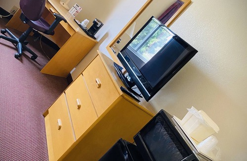 Herington Hotel | Herington Inn & Suites