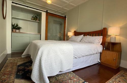 Oamaru Apartment | Heritage Hideaway