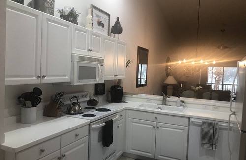 Sarasota Condo | Heritage Oaks 2 Bedroom with Golf Course and Water Views