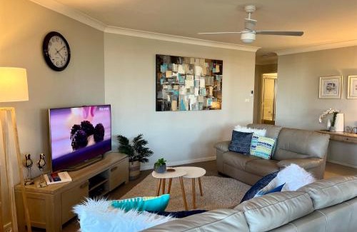 Tuncurry Apartment | Heritage unit 101