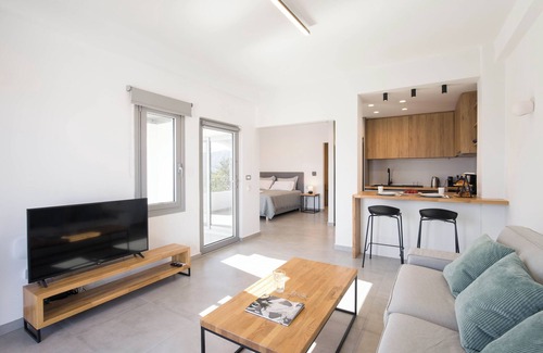 Akrotiri Apartment | Hermes & Dione