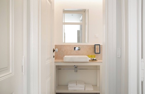 Santos Apartment | HermitageCastelo - Casa Chafariz - One-Bedroom Deluxe Apartment Santos