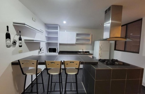 Ricaurte Villa | Hermosa casa con Jacuzzi privado y piscina comunal