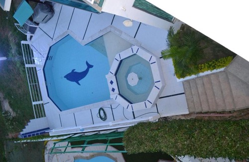 Melgar House | Hermosa casa con piscina y BBQ en Melgar