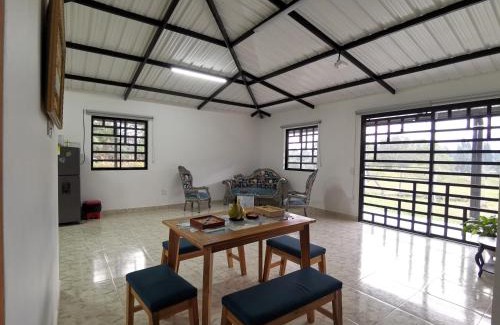 Guarne House | Hermosa finca a 5 minutos aeropuerto