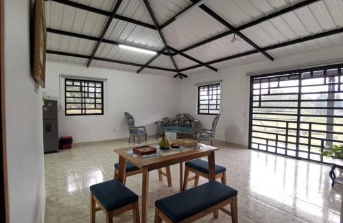 Guarne House | Hermosa finca a 5 minutos aeropuerto
