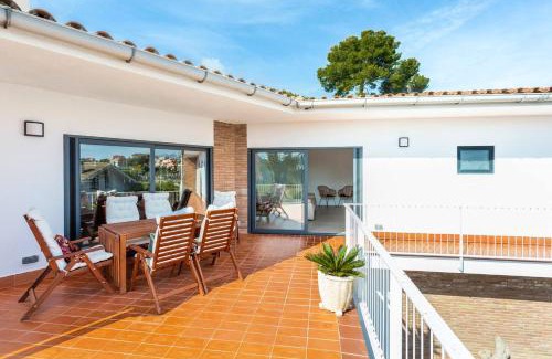 Gava Villa | Hermosa villa en Sentiu