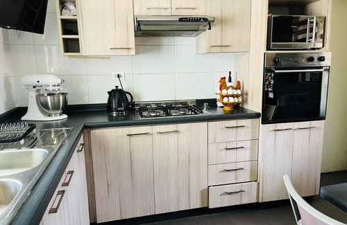 Pudahuel House | Hermosa y cómoda casa a 10 minutos del aeropuerto