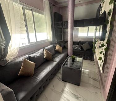 Tetouan Apartment | hermoso apartamento con piscina en marjane