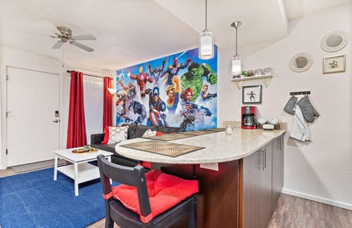 Prairie Village Apartment | ✪Hero HQ✪KING BD✪No Stairs!✪Fast Wifi✪Dedicated Covered Parking✪